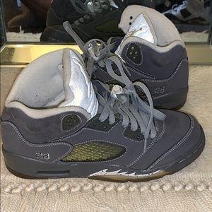 Retro Jordan Wolf Gray 5